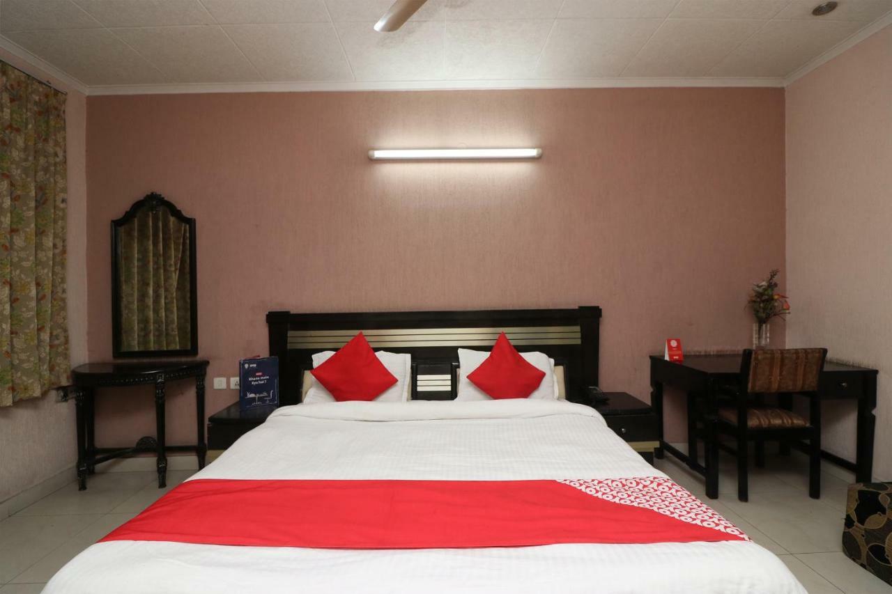 Oyo 24672 Bharat Guest House Delhi  Exterior foto